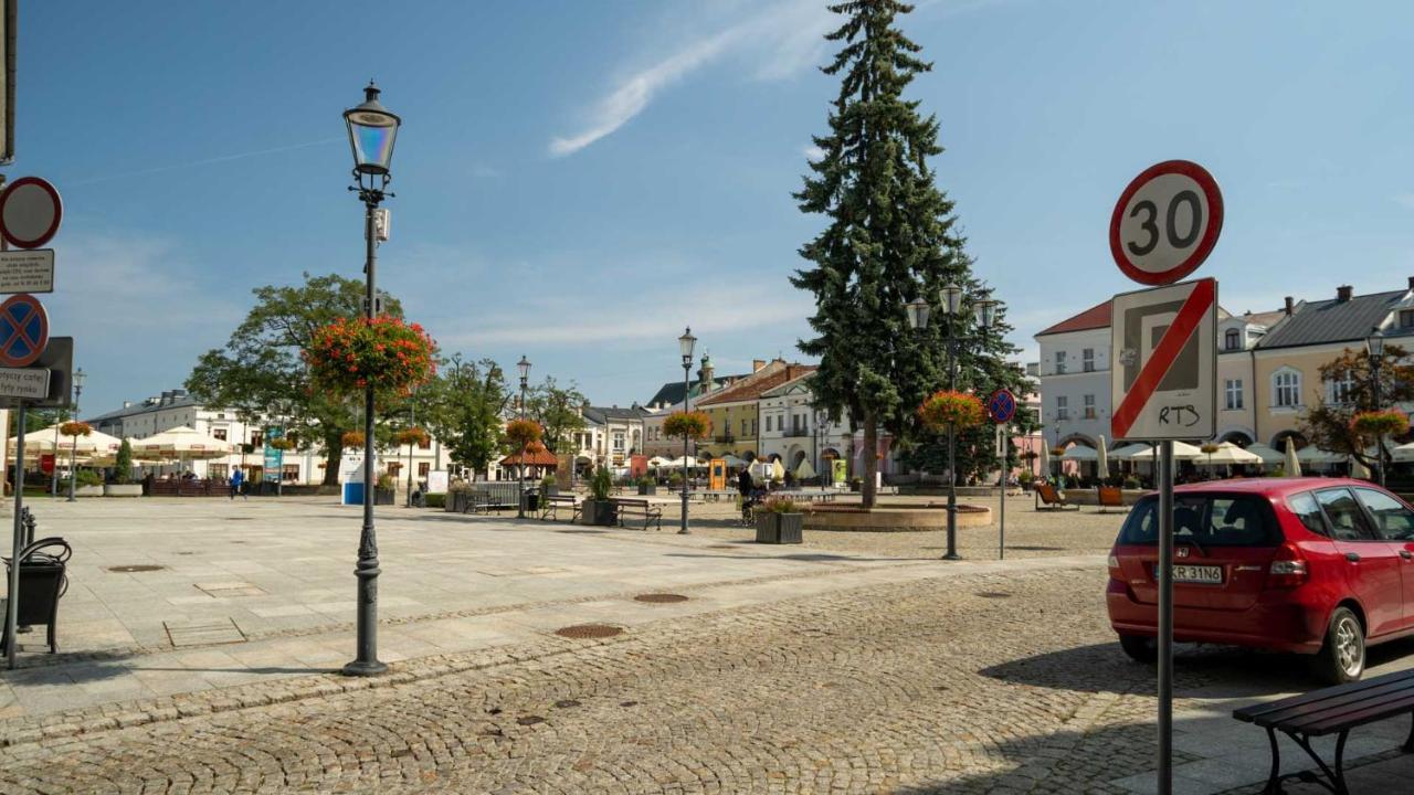 Apartament Rynek 22 Кросно Экстерьер фото